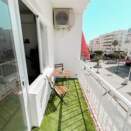 Cozy Plaza Andalucia Apartment *